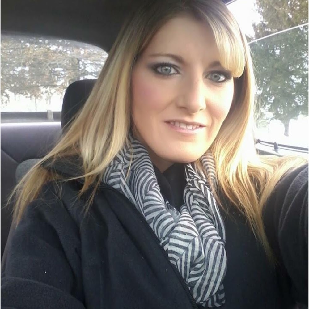 Meet your Posher, Brooke